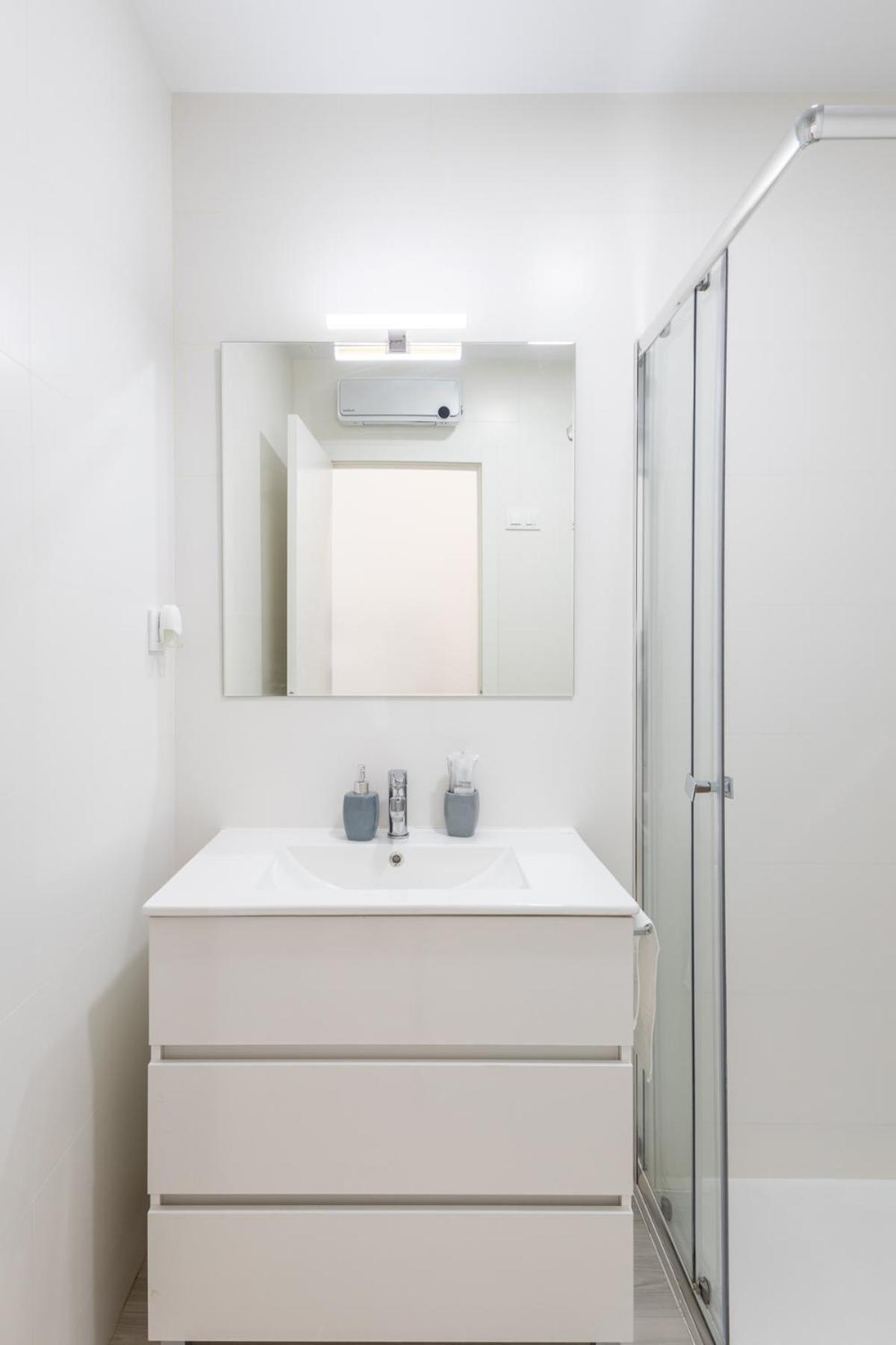 Moncloa Apartment, Con Parking Opcional Madrid Exterior photo